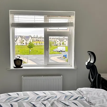 Homestay In With King Bed -home Limerick