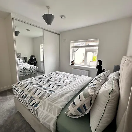 In With King Bed -home Homestay *